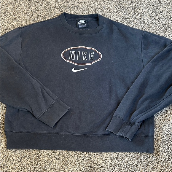 Nike Tops - Nike Women's Sweatshirt
